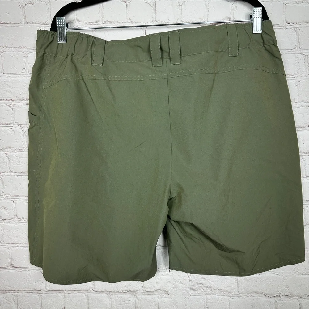 Moheen green nylon‎ stretch hiking fishing active shorts, sz L, GUC